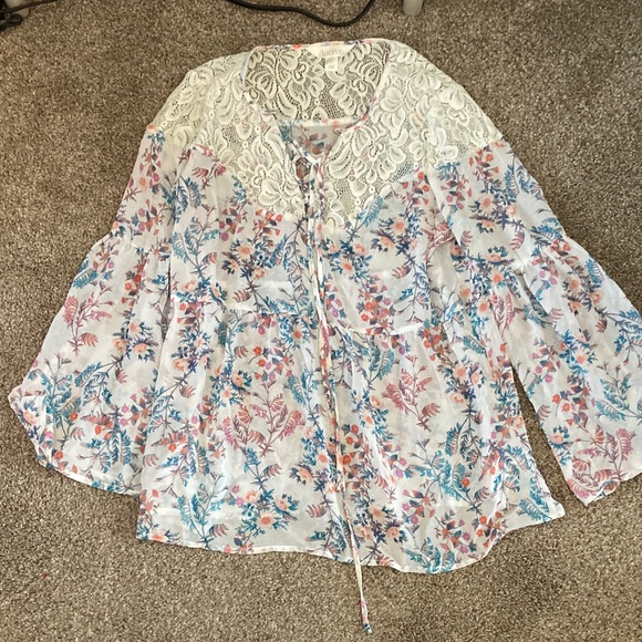 Decree Tops - Decree White and Blue Floral Lace Blouse